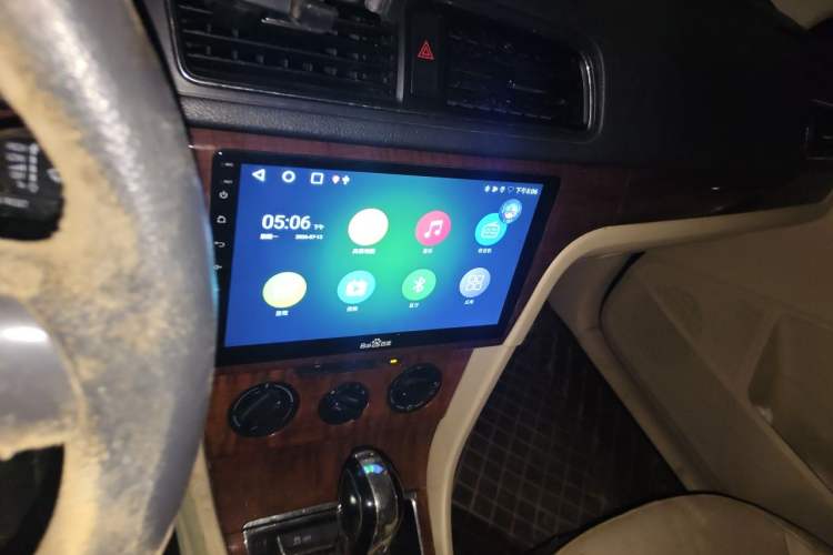 Used Volkswagen Lavida 2013 1.4TSI DSG Comfort Edition Audio And AC Panel