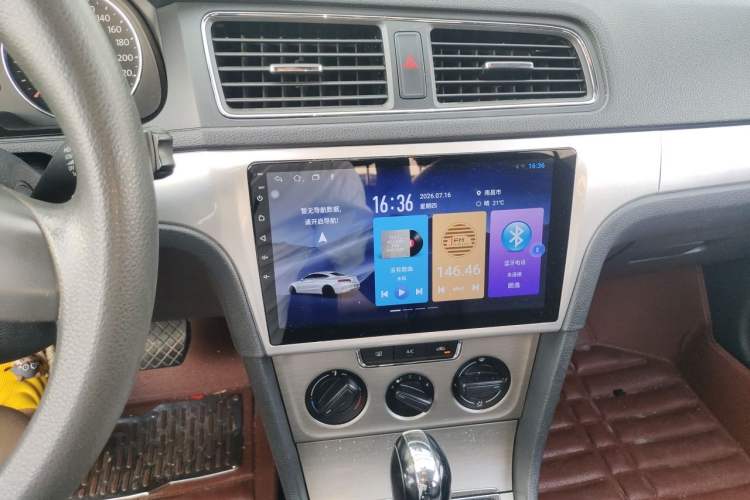 Used Volkswagen Lavida 2013 Restyled Classic 1.6L Automatic Comfort Edition Audio And AC Panel