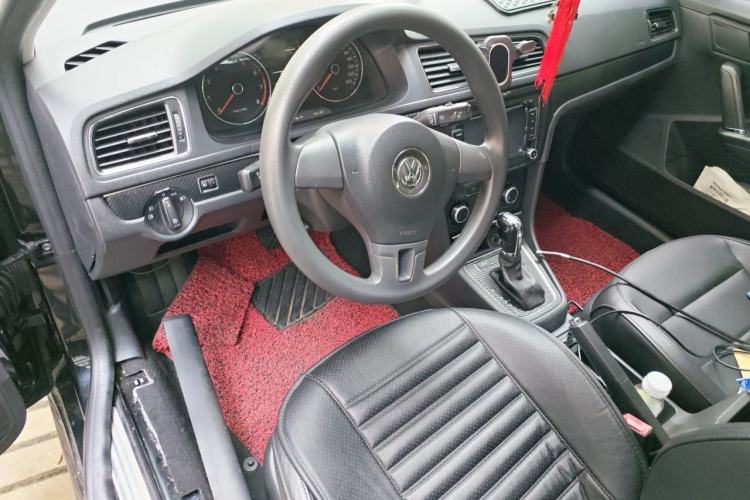 Used Volkswagen Lavida 2013 Revised Version 1.4 TSI DSG Comfort Edition Center Console