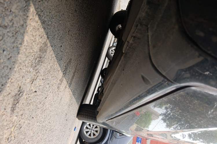 Used Volkswagen Lavida 2013 Classic 1.6L Manual Fashion Edition Chassis Front Left