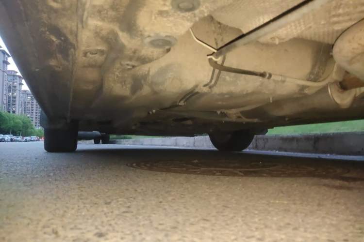 Used Volkswagen Lavida 2013 1.6L Manual Comfort Edition Chassis Rear Left