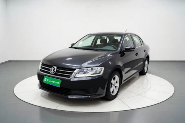 Used Volkswagen Lavida 2013 Revised Classic 1.6L Manual Fashion Edition