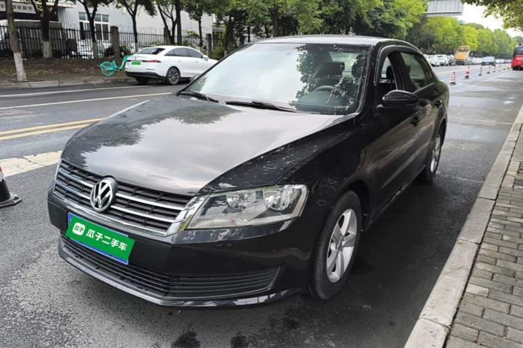 Used Volkswagen Lavida 2013 Revised Classic 1.6L Manual Fashion Edition Guazi used car, China used car export, Used car for sale, Used cars, Cheapest cars for sale