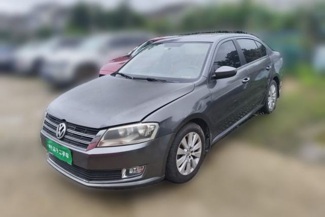 Used Volkswagen Lavida 2013 Restyled Classic 1.6L Manual Comfort Edition