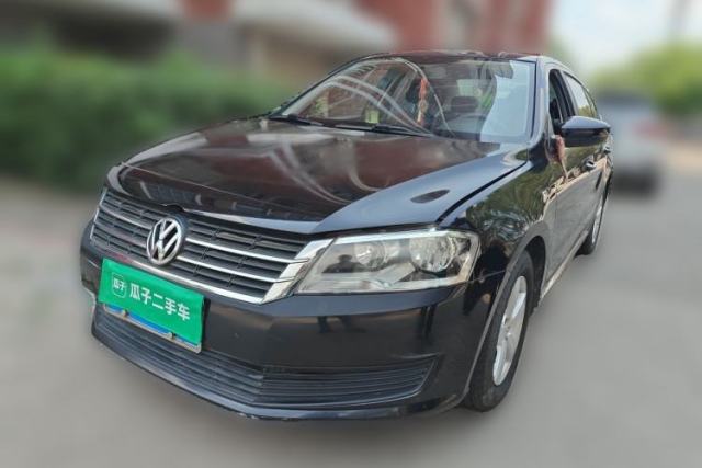 Ojetý Volkswagen Lavida 2013 Revised Classic 1.6L Automatic Fashion Edition