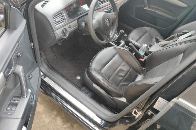 Used Volkswagen Lavida 2013 Restyled Classic 1.6L Manual Comfort Edition Driver Seat