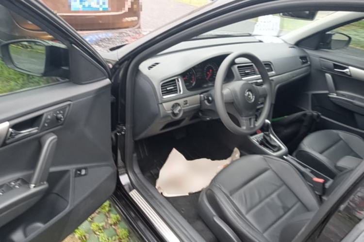 Used Volkswagen Lavida 2013 Restyled Classic 1.6L Automatic Comfort Edition Driver Seat