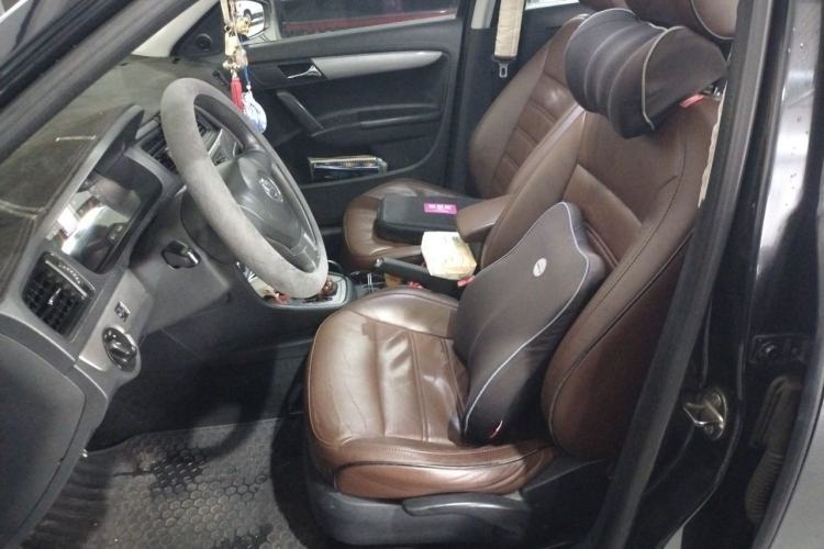 Used Volkswagen Lavida 2013 1.6L Automatic Comfort Edition Driver Seat