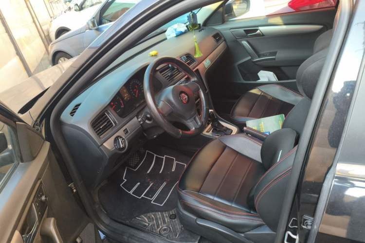 Used Volkswagen Lavida 2013 Revised Classic 1.6L Automatic Fashion Edition Driver Seat