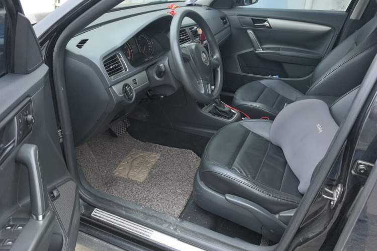 Used Volkswagen Lavida 2013 Restyled Classic 1.6L Automatic Comfort Edition Driver Seat