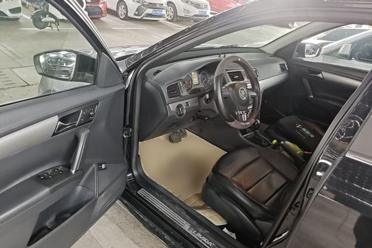 Used Volkswagen Lavida 2013 Restyled Classic 1.6L Automatic Comfort Edition Driver Seat