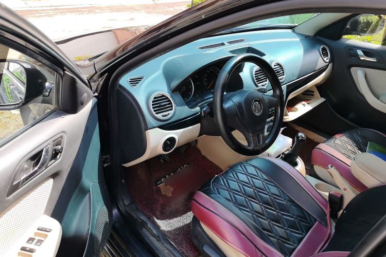 Used Volkswagen Lavida 2013 Classic 1.6L Manual Fashion Edition Driver Seat