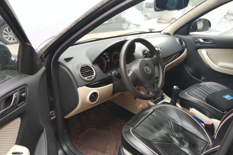 Used Volkswagen Lavida 2013 Classic 1.6L Manual Fashion Edition Driver Seat