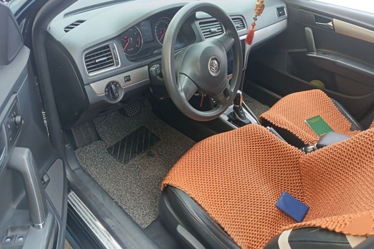 Used Volkswagen Lavida 2013 Revised Version 1.4 TSI DSG Comfort Edition Driver Seat