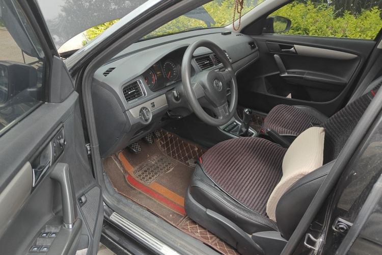 Used Volkswagen Lavida 2013 Restyled Classic 1.6L Manual Comfort Edition Driver Seat