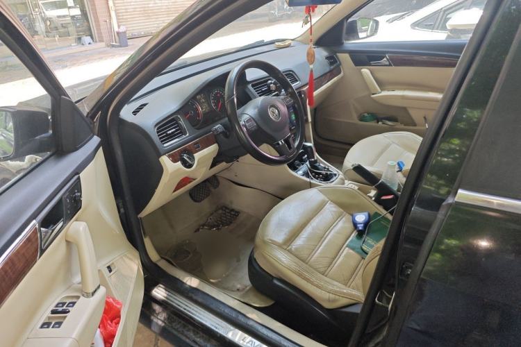 Used Volkswagen Lavida 2013 1.4TSI DSG Comfort Edition Driver Seat