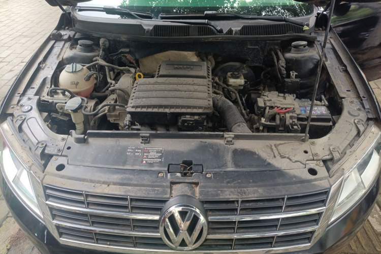 Used Volkswagen Lavida 2013 Restyled Classic 1.6L Automatic Comfort Edition Engine Bay