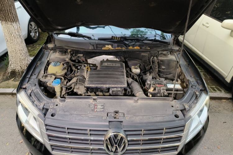 Used Volkswagen Lavida 2013 Restyled Classic 1.6L Automatic Comfort Edition Engine Bay