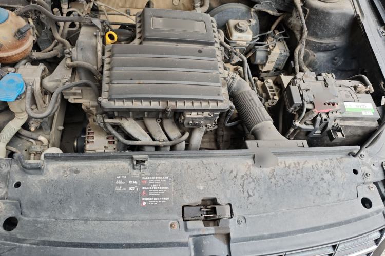Used Volkswagen Lavida 2013 Restyled Classic 1.6L Automatic Comfort Edition Engine Bay