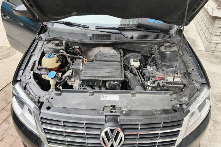 Used Volkswagen Lavida 2013 Restyled Classic 1.6L Automatic Comfort Edition Engine Bay
