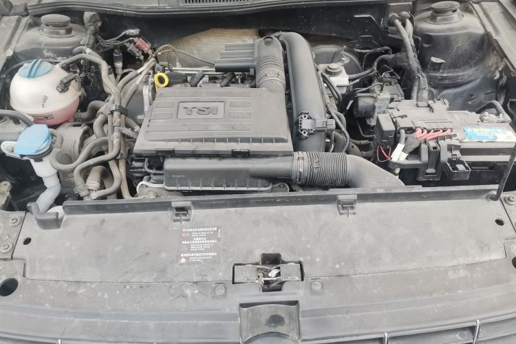 Used Volkswagen Lavida 2013 Revised Version 1.4 TSI Manual Comfort Edition Engine Bay