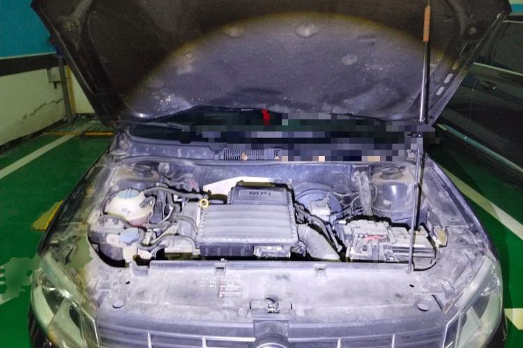 Used Volkswagen Lavida 2013 Restyled Classic 1.6L Automatic Comfort Edition Engine Bay