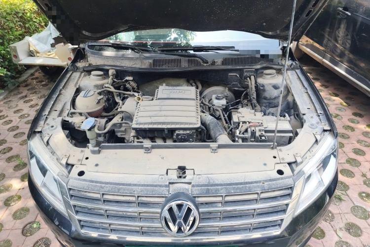 Used Volkswagen Lavida 2013 Restyled Classic 1.6L Automatic Comfort Edition Engine Bay