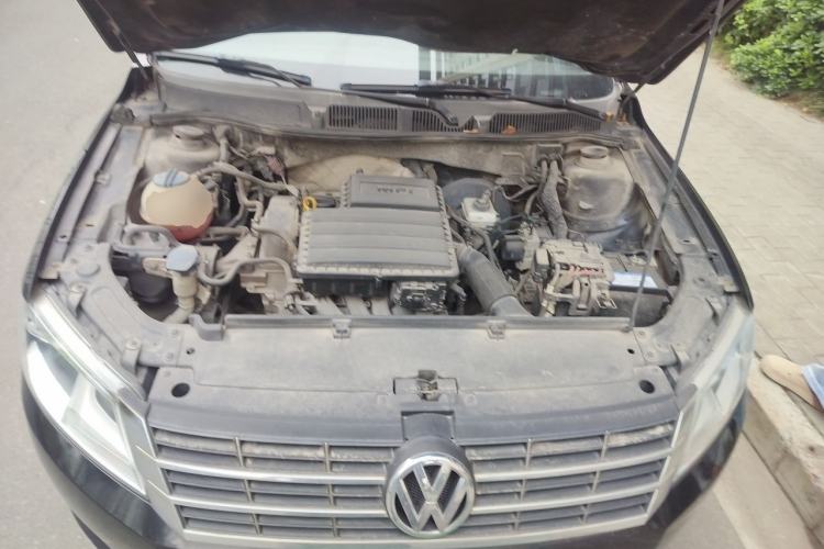 Used Volkswagen Lavida 2013 Restyled Classic 1.6L Automatic Comfort Edition Engine Bay