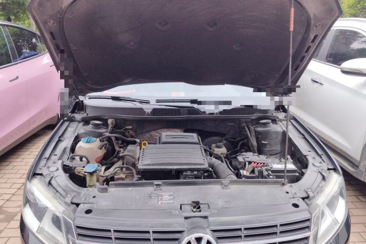 Used Volkswagen Lavida 2013 Restyled Classic 1.6L Automatic Comfort Edition Engine Bay