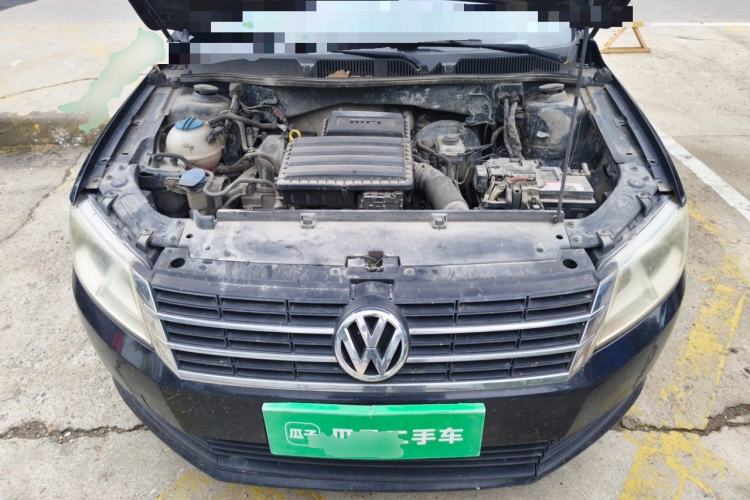 Used Volkswagen Lavida 2013 Revised Classic 1.6L Manual Fashion Edition Engine Bay