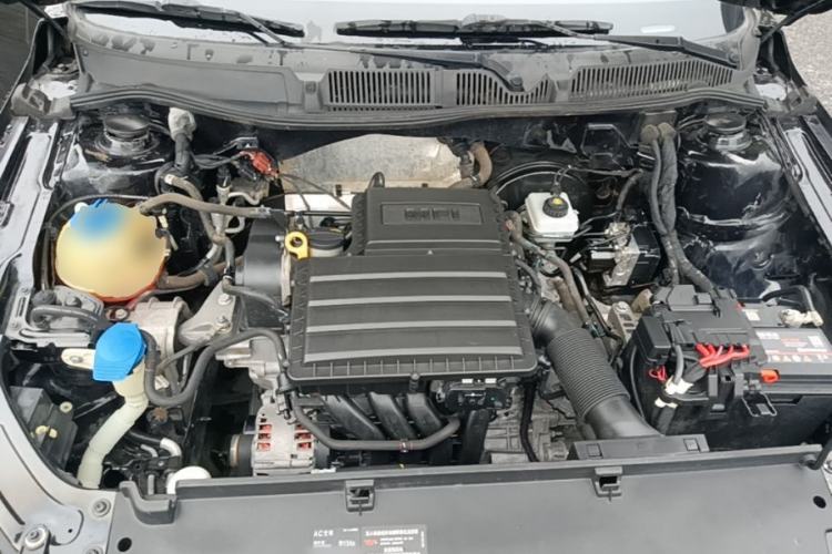 Used Volkswagen Lavida 2013 Restyled Classic 1.6L Automatic Comfort Edition Engine Bay