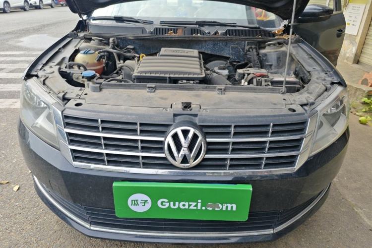 Used Volkswagen Lavida 2013 Restyled Classic 1.6L Manual Comfort Edition Engine Bay