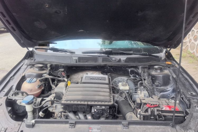 Used Volkswagen Lavida 2013 Restyled Classic 1.6L Automatic Comfort Edition Engine Bay
