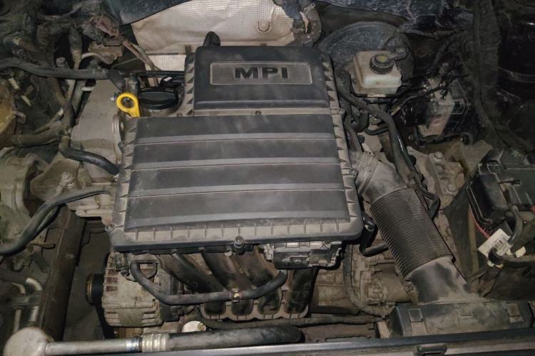 Used Volkswagen Lavida 2013 Restyled Classic 1.6L Automatic Comfort Edition Engine Bay