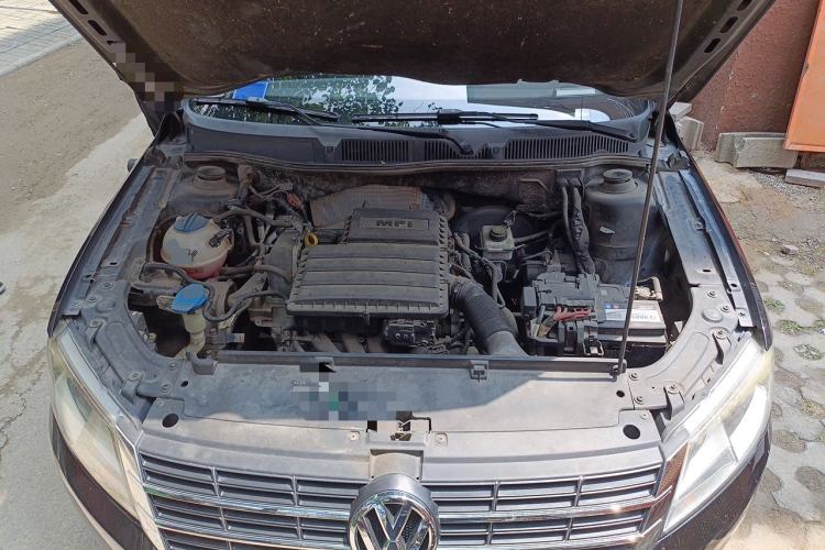 Used Volkswagen Lavida 2013 Restyled Classic 1.6L Manual Comfort Edition Engine Bay