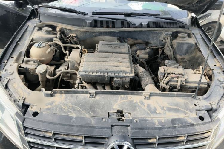 Used Volkswagen Lavida 2013 Restyled Classic 1.6L Automatic Comfort Edition Engine Bay