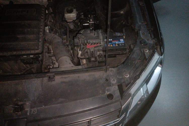 Used Volkswagen Lavida 2013 Restyled Classic 1.6L Manual Comfort Edition Engine Bay Left