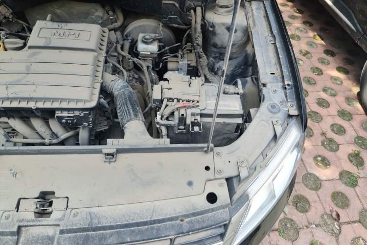 Used Volkswagen Lavida 2013 Restyled Classic 1.6L Automatic Comfort Edition Engine Bay Left