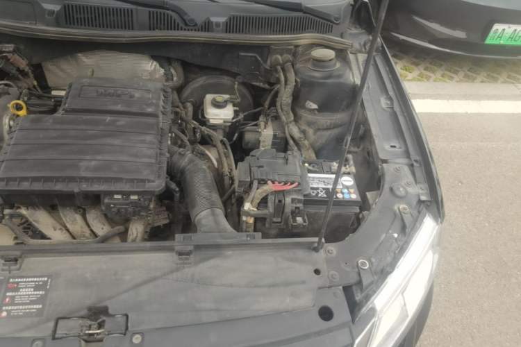 Used Volkswagen Lavida 2013 Restyled Classic 1.6L Automatic Comfort Edition Engine Bay Left