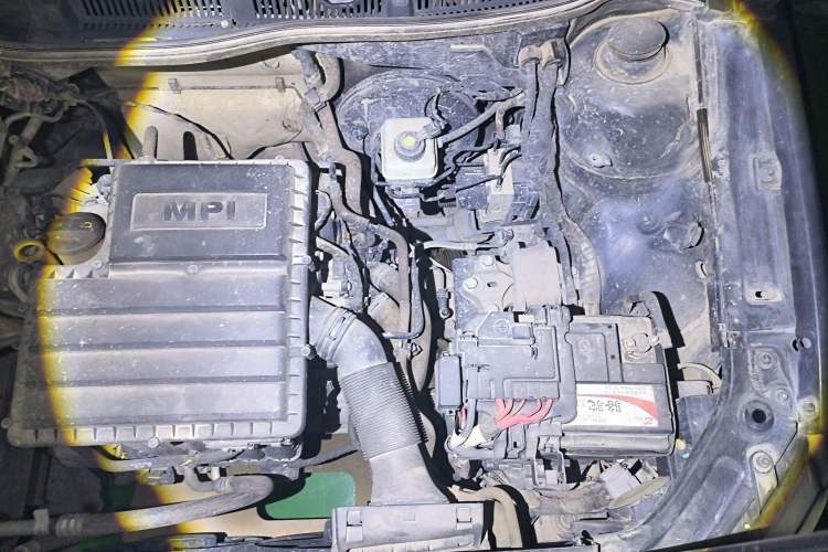 Used Volkswagen Lavida 2013 Restyled Classic 1.6L Manual Comfort Edition Engine Bay Left