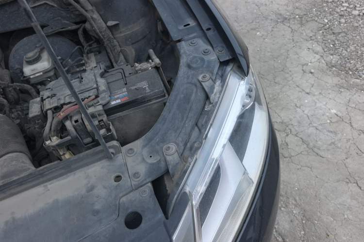 Used Volkswagen Lavida 2013 Restyled Classic 1.6L Automatic Comfort Edition Engine Bay Left