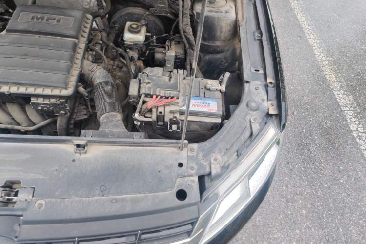Used Volkswagen Lavida 2013 Restyled Classic 1.6L Automatic Comfort Edition Engine Bay Left