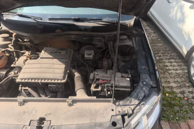 Used Volkswagen Lavida 2013 Restyled Classic 1.6L Automatic Comfort Edition Engine Bay Left