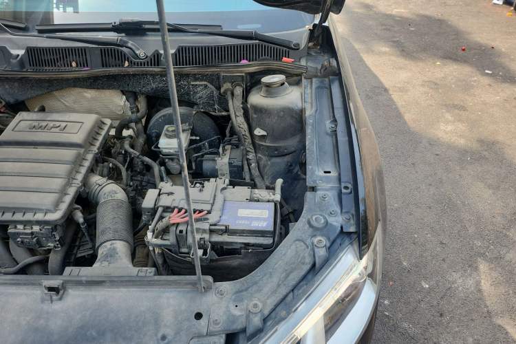 Used Volkswagen Lavida 2013 Restyled Classic 1.6L Automatic Comfort Edition Engine Bay Left
