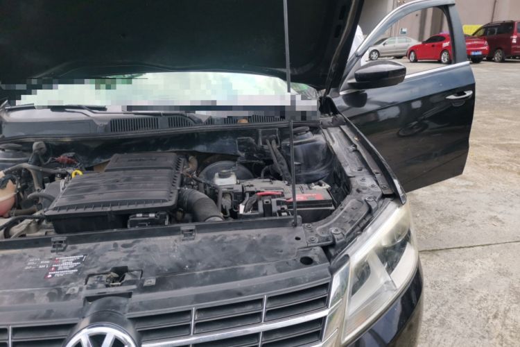 Used Volkswagen Lavida 2013 Restyled Classic 1.6L Manual Comfort Edition Engine Bay Left