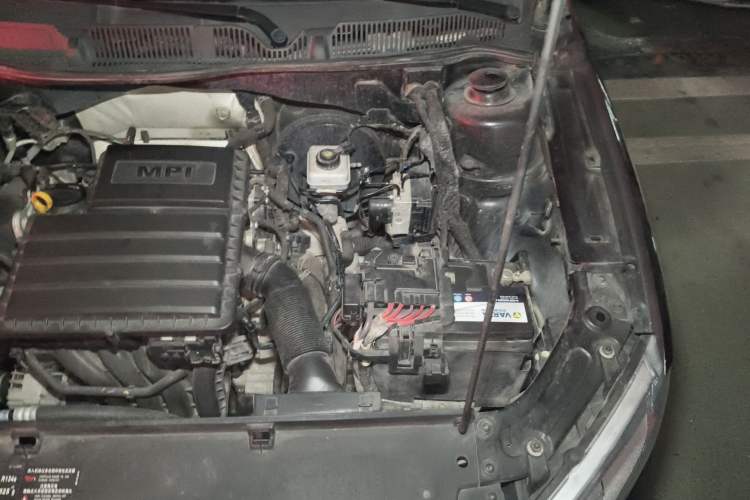 Used Volkswagen Lavida 2013 Restyled Classic 1.6L Automatic Comfort Edition Engine Bay Left