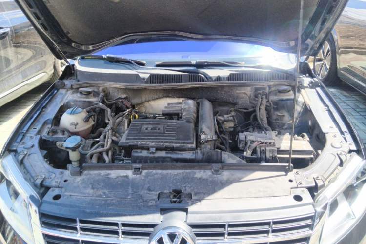 Used Volkswagen Lavida 2013 Revised Version 1.4 TSI DSG Comfort Edition Engine Bay