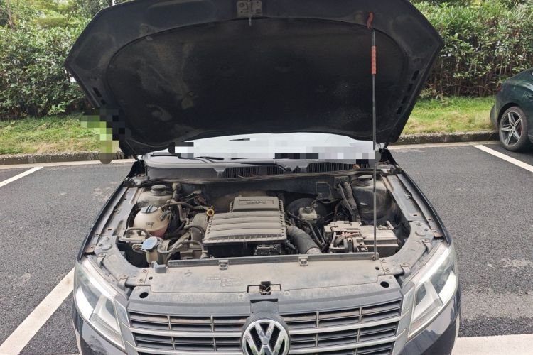 Used Volkswagen Lavida 2013 Restyled Classic 1.6L Automatic Comfort Edition Engine Bay