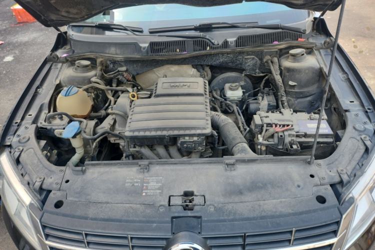 Used Volkswagen Lavida 2013 Restyled Classic 1.6L Automatic Comfort Edition Engine Bay