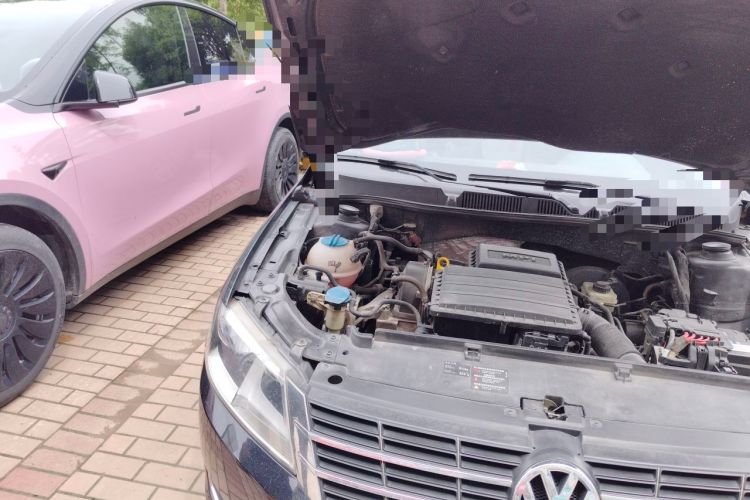 Used Volkswagen Lavida 2013 Restyled Classic 1.6L Automatic Comfort Edition Engine Bay Right
